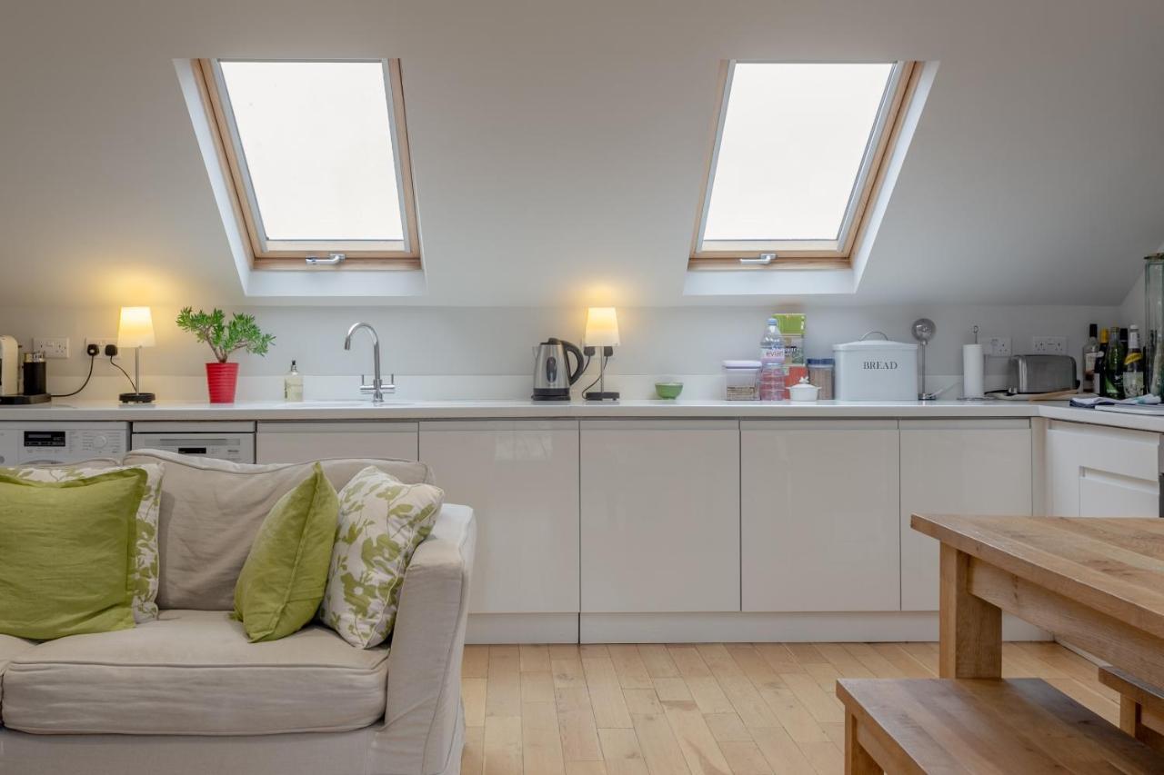 2 Bedroom Apartment Hammersmith Grove Sleeps 4 Λονδίνο Εξωτερικό φωτογραφία