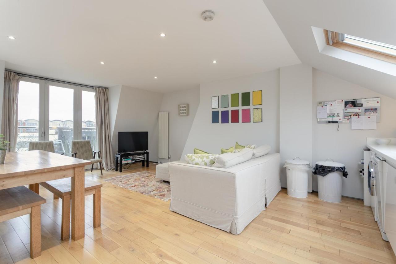 2 Bedroom Apartment Hammersmith Grove Sleeps 4 Λονδίνο Εξωτερικό φωτογραφία